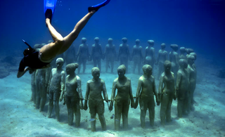 Illustration for article titled Anthropocene Art, the Underwater Show